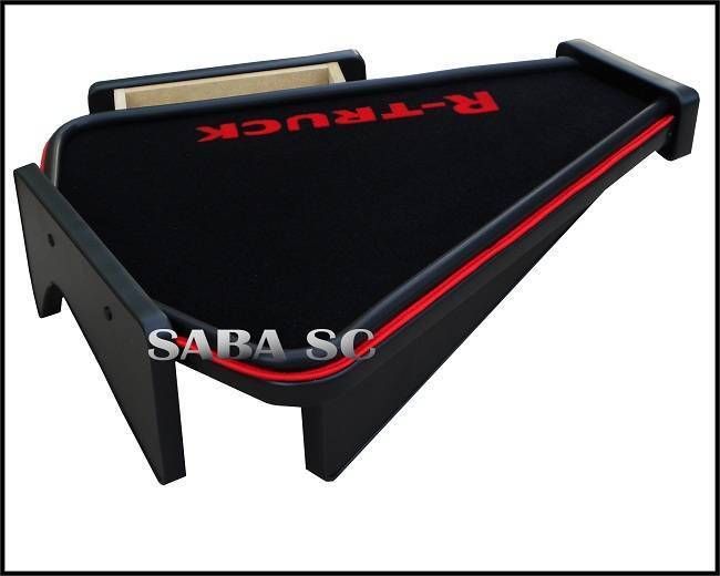 POLICA MAGNUM od 1996, STRED. SO ŠUFLÍKOM